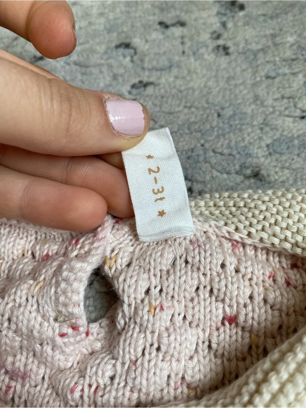 Girls sweater size 2-3